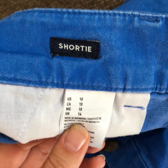American Eagle Shortie Shorts - Picture 3 of 4